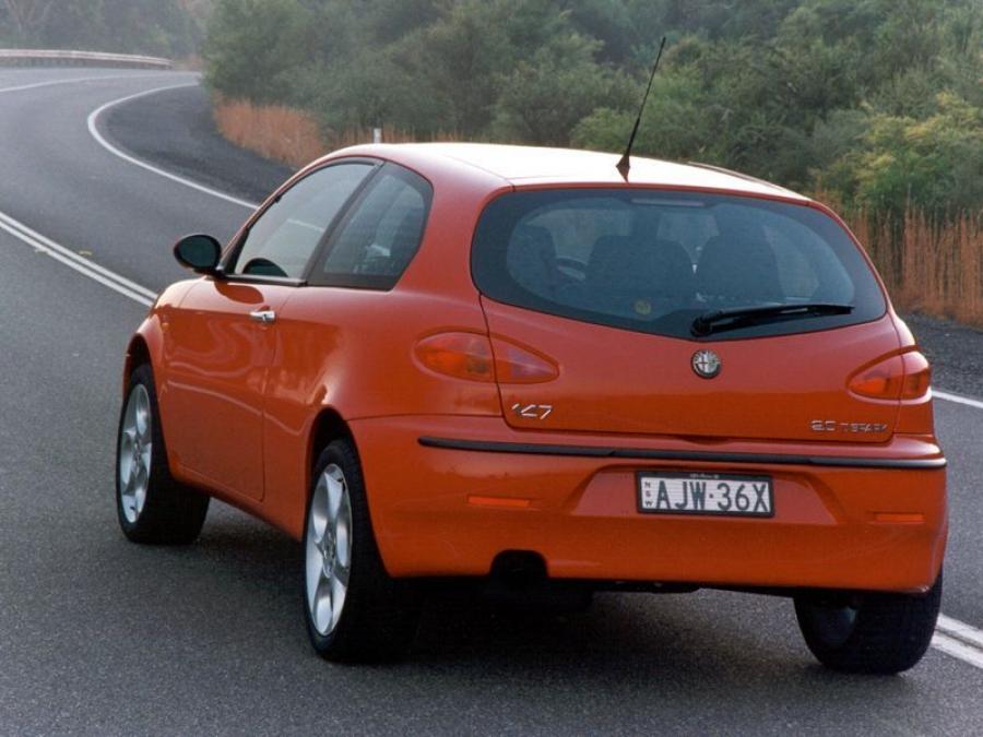  Alfa Romeo 147 3-Door (937A) 2001 года  (AU) (фото 6 из 17)